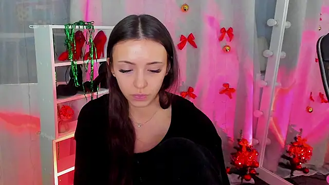 Snapshot of MipsyMipson chatting on December 4, 1:20 pm MipsyMipson online show from December 4, 1:20 pm