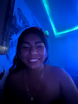 Snapshot of Sofi_love_2 chatting on May 8, 6:41 am Sofi love 2 online show from May 8, 6:41 am
