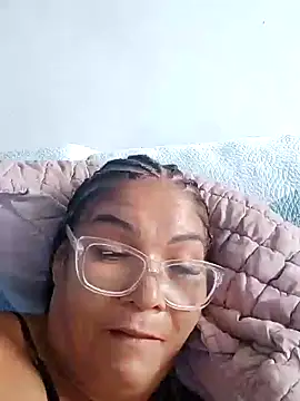 Delicy1 online show from December 8, 6:39 pm