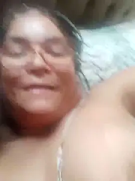 Delicy1 online show from February 23, 8:00 pm