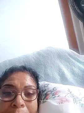 Delicy1 online show from February 25, 7:12 pm