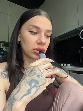 Snapshot of Queen_of_pain chatting on May 31, 8:10 am Queen of pain online show from May 31, 8:10 am
