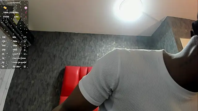Snapshot of DominicSccott chatting on May 10, 12:54 pm DominicSccott online show from May 10, 12:54 pm