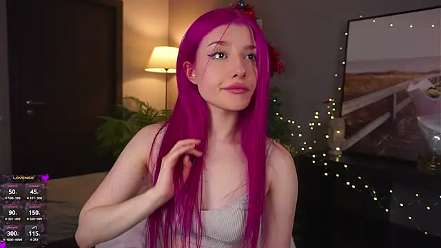 Snapshot of ShirleyCarolyn chatting on December 27, 7:57 pm ShirleyCarolyn online show from December 27, 7:57 pm