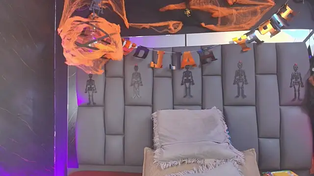  MiaBrown  online show from November 1, 12:07 pm