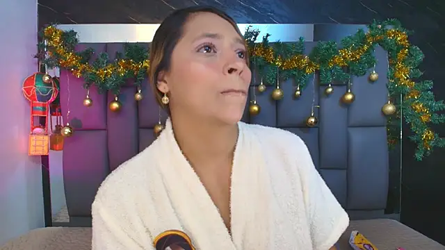  MiaBrown  online show from December 16, 12:10 pm