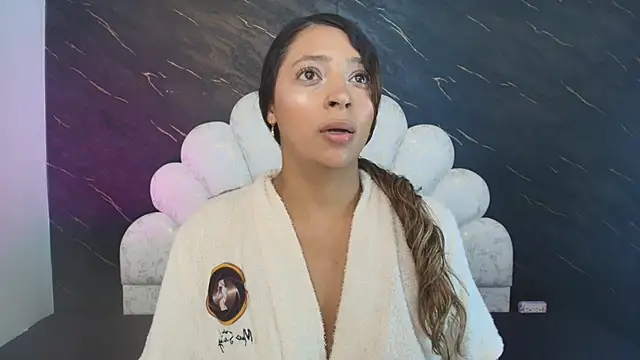  MiaBrown  online show from May 30, 12:13 pm