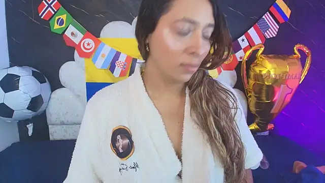  MiaBrown  online show from June 24, 12:04 pm