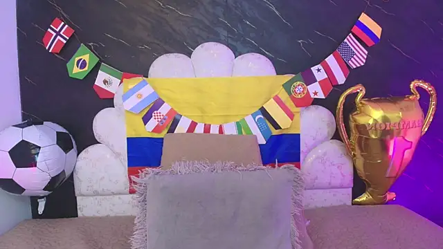  MiaBrown  online show from July 3, 12:11 pm