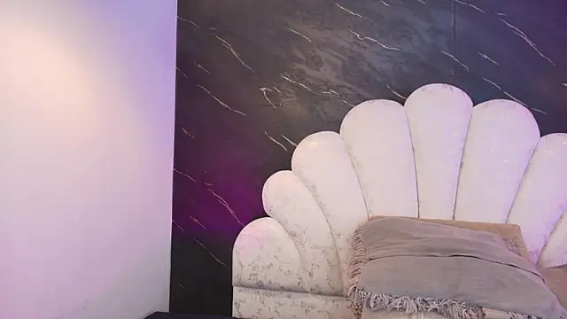  MiaBrown  online show from August 1, 12:04 pm