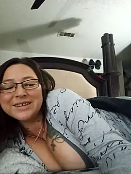 angelbaby1998 online show from November 16, 7:14 am