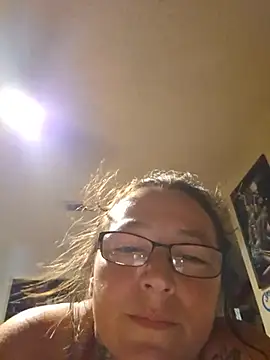 angelbaby1998 online show from July 5, 7:10 pm