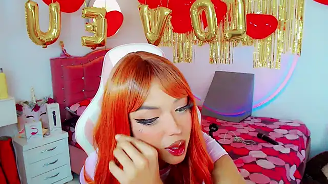 Snapshot of Tanedra_collings chatting on February 14, 2:30 am Tanedra collings online show from February 14, 2:30 am
