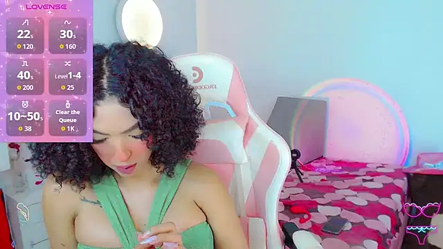 Snapshot of Tanedra_collings chatting on February 23, 12:52 am Tanedra collings online show from February 23, 12:52 am