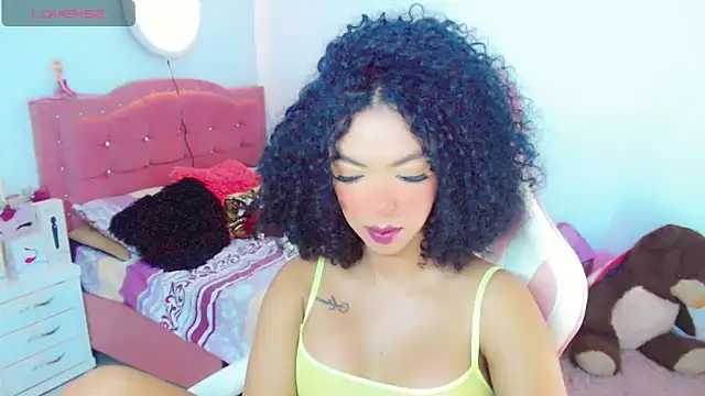 Snapshot of Tanedra_collings chatting on March 10, 2:05 am Tanedra collings online show from March 10, 2:05 am