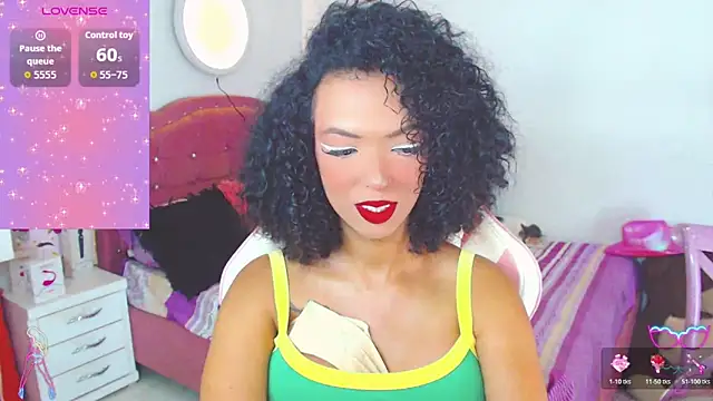 Snapshot of Tanedra_collings chatting on March 23, 9:19 pm Tanedra collings online show from March 23, 9:19 pm