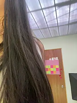 Snapshot of Nicollemays chatting on February 5, 6:26 pm Nicollemays online show from February 5, 6:26 pm