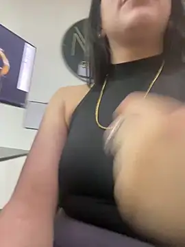 Snapshot of Nicollemays chatting on March 10, 12:04 pm Nicollemays online show from March 10, 12:04 pm