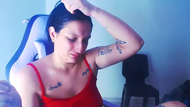 liz dirty online show from May 13, 10:38 pm