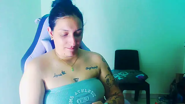 liz dirty online show from July 12, 11:07 pm