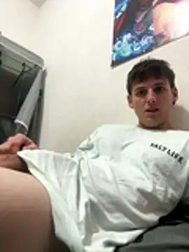 Snapshot of Thor_691 chatting on December 1, 6:40 am Thor 691 online show from December 1, 6:40 am