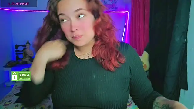 Snapshot of IamZaylu chatting on December 5, 11:29 pm IamZaylu online show from December 5, 11:29 pm