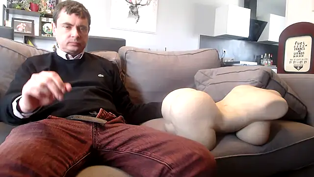 freddy0222222 online show from May 21, 11:06 am