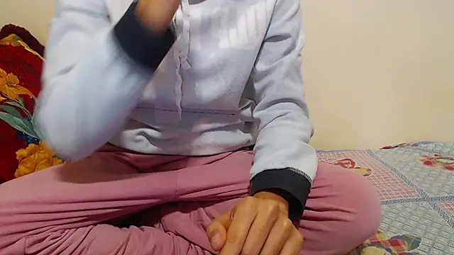 Alexdelarge323 online show from March 18, 12:25 pm