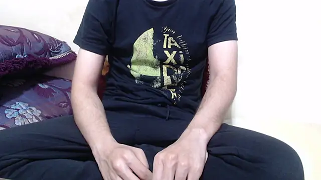 Alexdelarge323 online show from June 10, 4:28 pm
