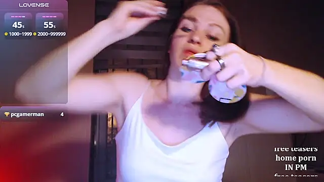 Cassie Wild online show from December 2, 1:35 pm