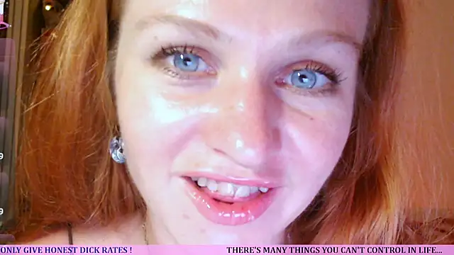 Cassie Wild online show from July 12, 2:08 pm