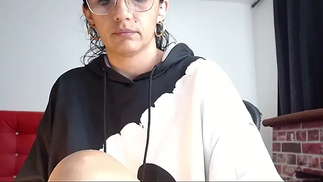 Lucynaugthyy online show from January 26, 10:34 am