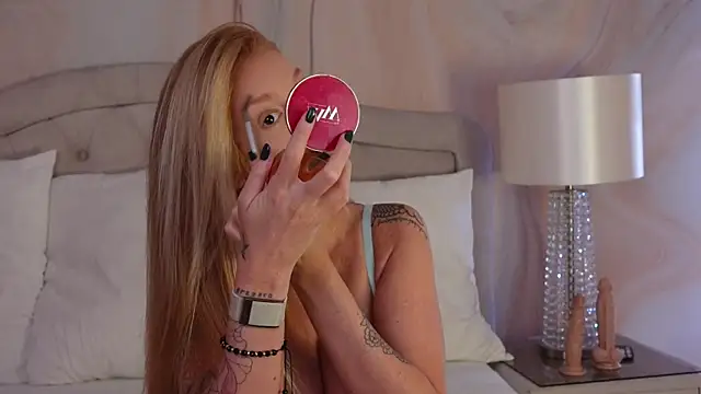 GingerEllis online show from September 24, 4:16 am