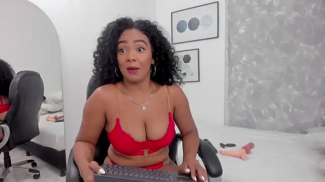Tanisha  campbell online show from February 1, 1:09 pm