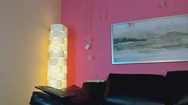 Tiffanysurez  online show from January 30, 2:04 pm
