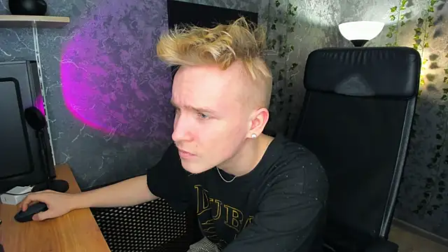 AlexxSweet online show from February 8, 6:43 am