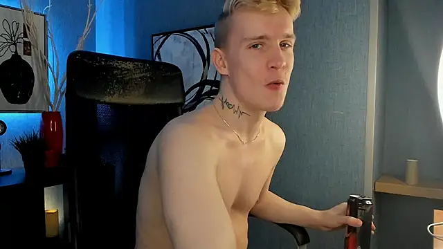 AlexxSweet online show from February 22, 8:50 am