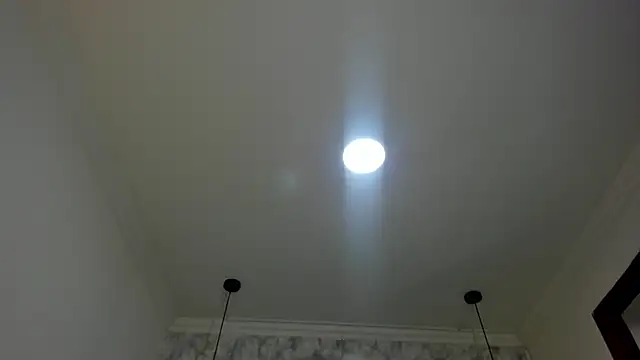 nalalye cruzz  online show from March 28, 2:44 am