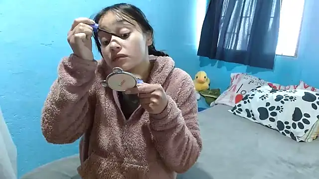 Snapshot of clarisse69 chatting on January 24, 5:11 pm clarisse69 online show from January 24, 5:11 pm