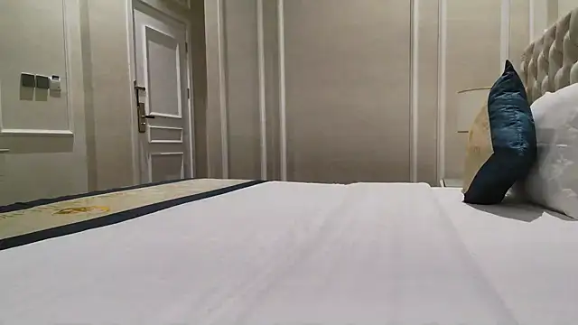 Snapshot of daver-man chatting on November 1, 10:06 am daver-man online show from November 1, 10:06 am