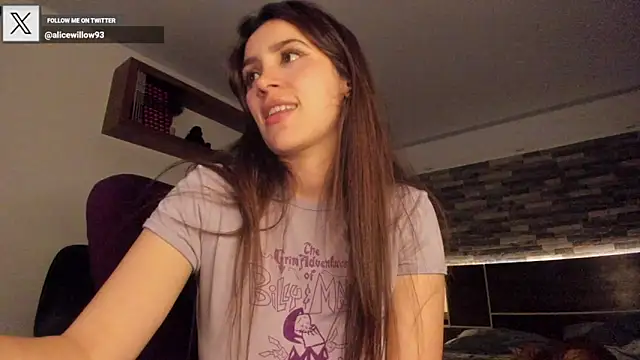 alicewilloww online show from February 21, 5:35 am