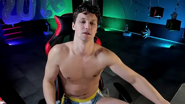 dirty-boss online show from February 4, 8:42 am