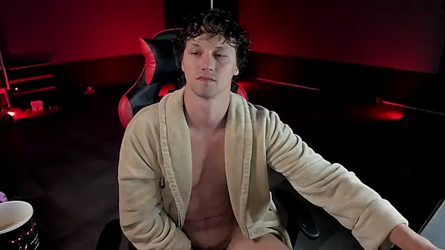 dirty-boss online show from June 20, 5:38 pm