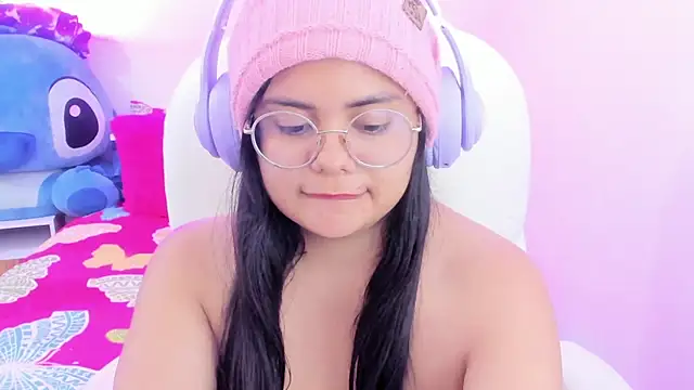 esmeralda112 online show from December 21, 1:26 am