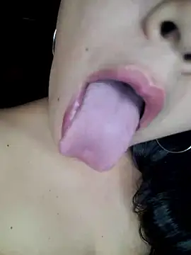 alison villalobo online show from January 17, 2:16 am