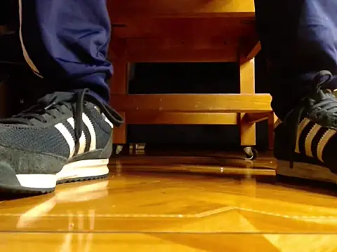 Snapshot of alphaswitchard chatting on March 29, 9:59 pm alphaswitchard online show from March 29, 9:59 pm