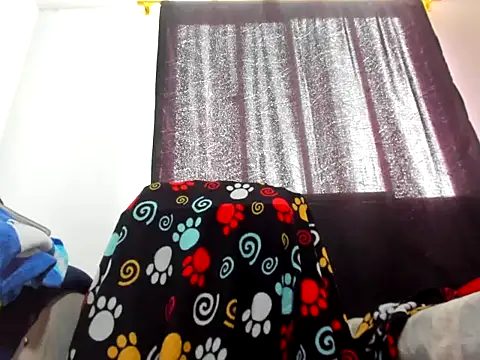 Snapshot of hathor01_ chatting on July 3, 6:03 pm hathor01 online show from July 3, 6:03 pm