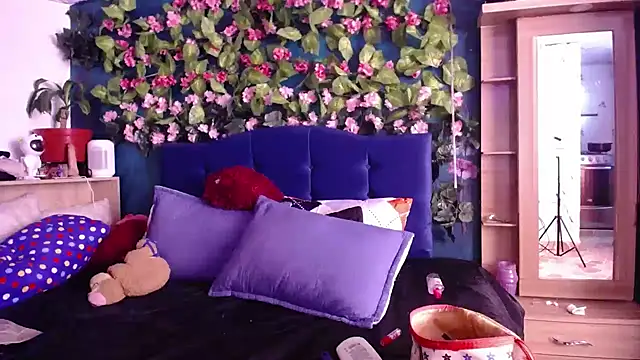 Samara Beltran online show from January 25, 7:18 pm