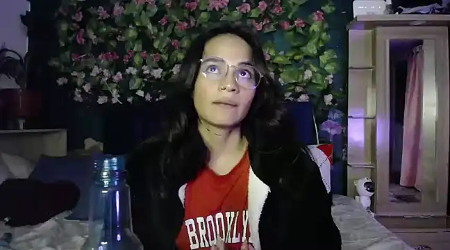 Samara Beltran online show from February 1, 6:21 am