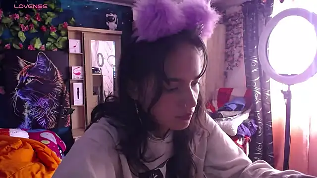 Samara Beltran online show from February 17, 4:48 pm